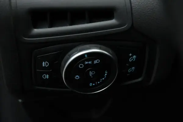 Ford Focus 1.0 EcoBoost Business 12