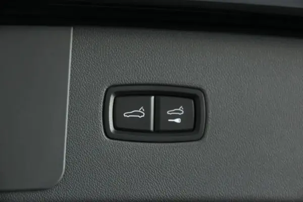 Porsche Cayenne E-Hybrid Platinum Edition 33