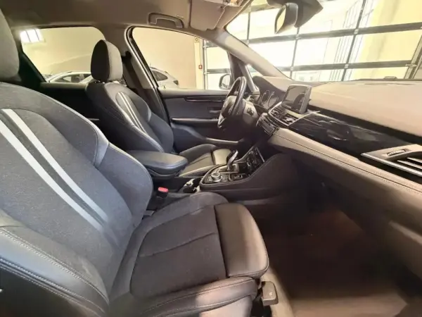BMW 216 Active Tourer d Line Sport Auto 21