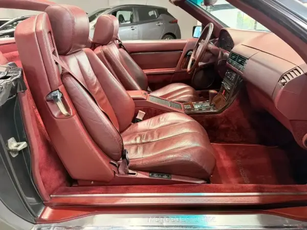 Mercedes-Benz SL 500 Standard 12