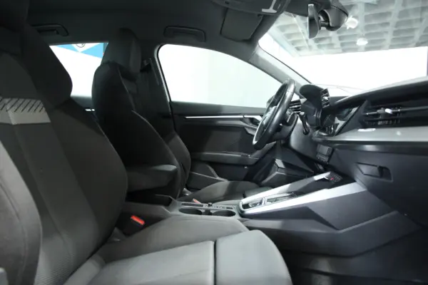 Audi A3 Sportback Outro 3