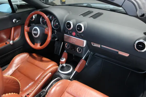 Audi TT Coupé 1.8 T S-line 5