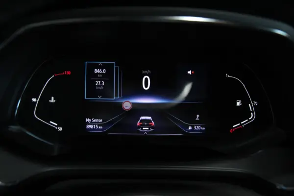 Renault Captur Outro 27