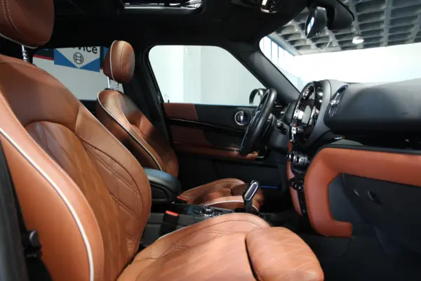 MINI Countryman John Cooper Works Plus ALL4 Auto Desportiva 7