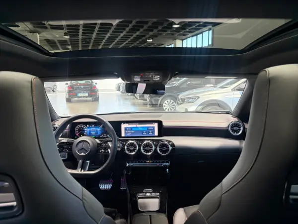 Mercedes-Benz CLA 250 e 8G-DCT AMG Line 30