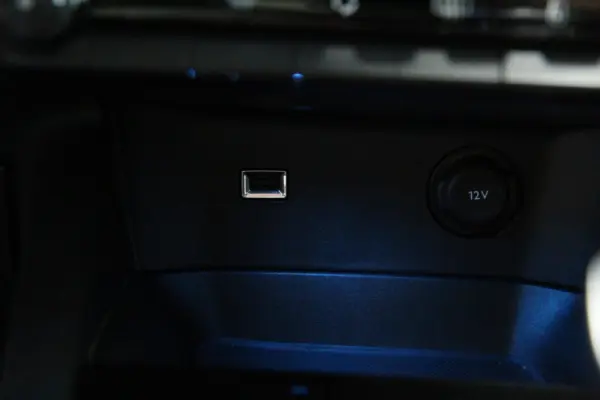 Peugeot 3008 PureTech 130 Stop & Start GPF Active 13