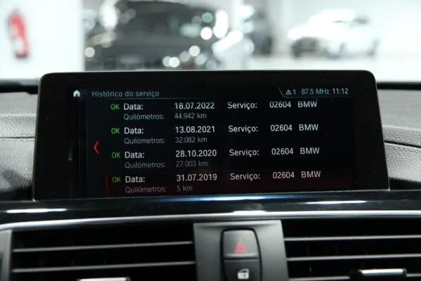 BMW 318 d Line Sport Auto 20