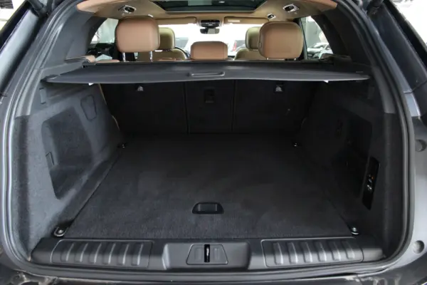 Land Rover Range Rover Sport 3.0 P440e Dynamic SE 31