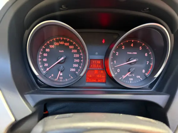 BMW Z4 23 i Auto 14