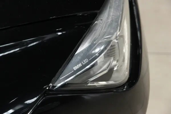 BMW 318 d Line Sport Auto 3