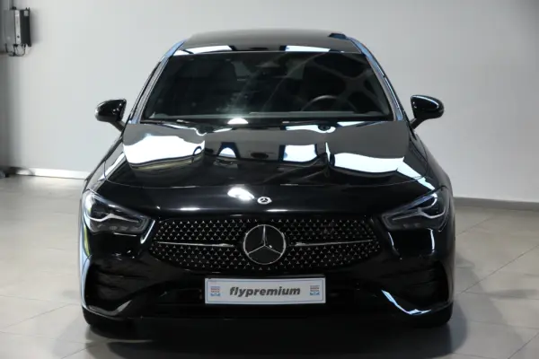 Mercedes-Benz CLA 250 e Shooting Brake AMG Line 2