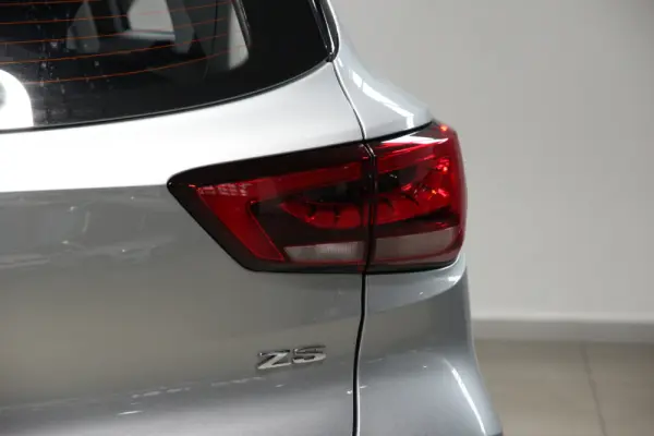 MG ZS 1.0 T-GDI Luxury 28