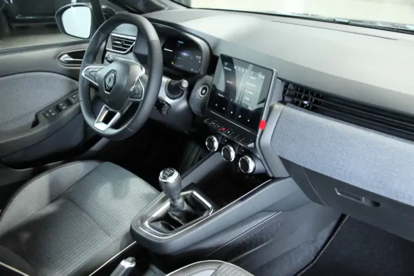 Renault Clio 1.0 TCe Techno Bi-Fuel 5