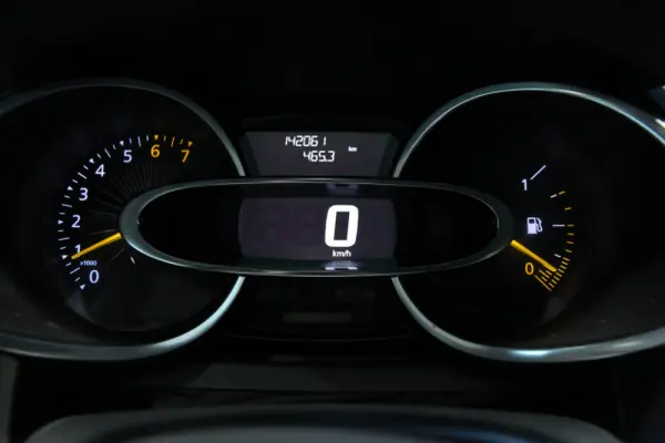 Renault Clio Sport Tourer 0.9 TCE Limited 18