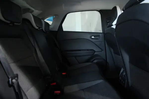 Renault Captur Outro 28