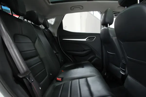 MG ZS 1.0 T-GDI Luxury 25