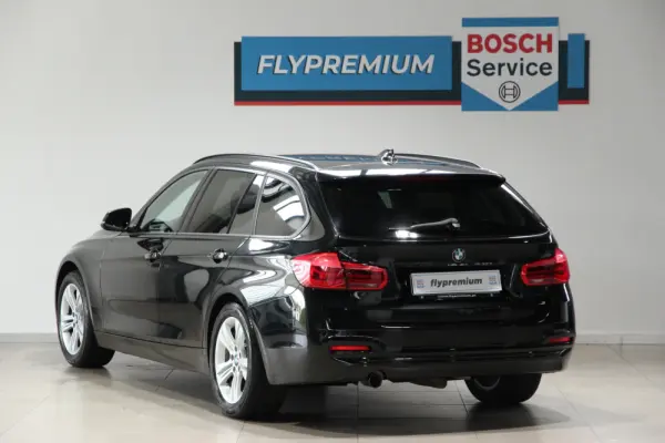 BMW 318 d Line Sport Auto 26