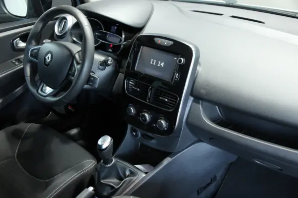 Renault Clio 0.9 TCe Limited Edition 15