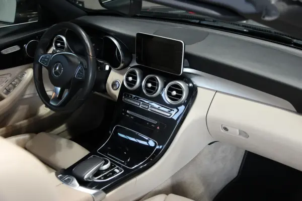 Mercedes-Benz C 250 d Cabrio Aut. 5