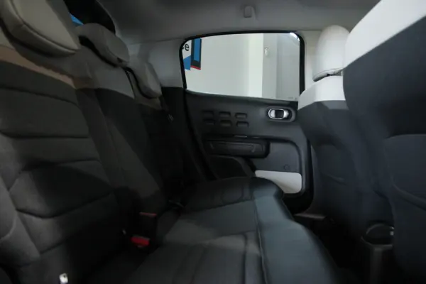 Citroen C3 1.2 PureTech Max 21