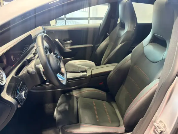 Mercedes-Benz CLA 250 e 8G-DCT AMG Line 17