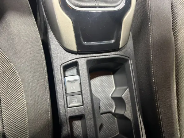 Volkswagen T-Roc 17