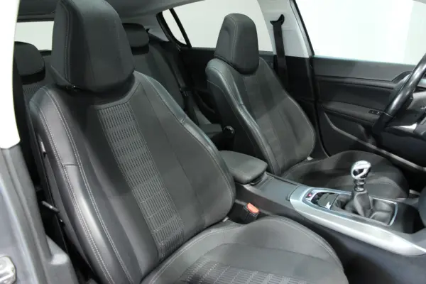 Peugeot 308 1.6 BlueHDi Allure 8