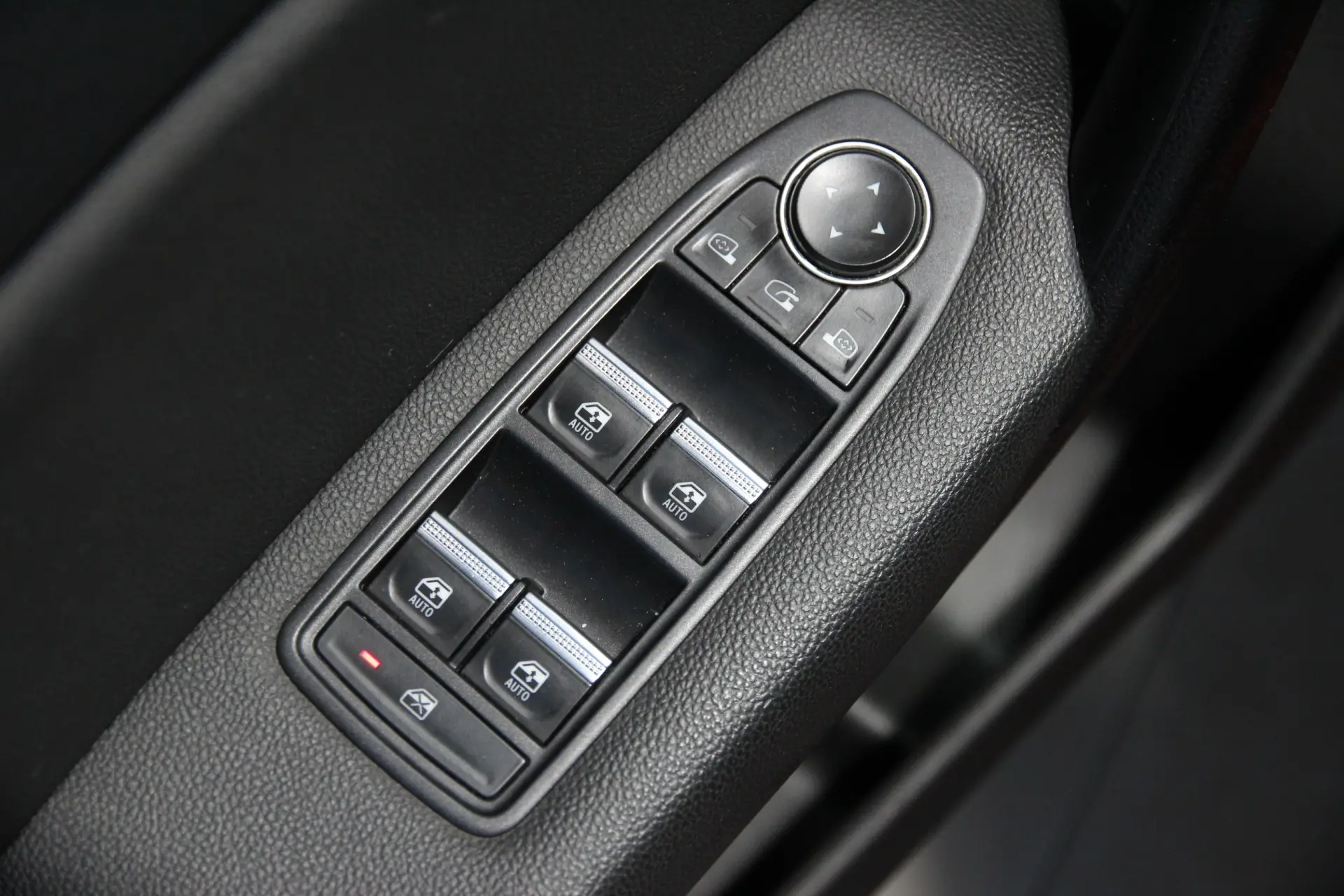 Renault Captur 1.0 TCe Exclusive 8