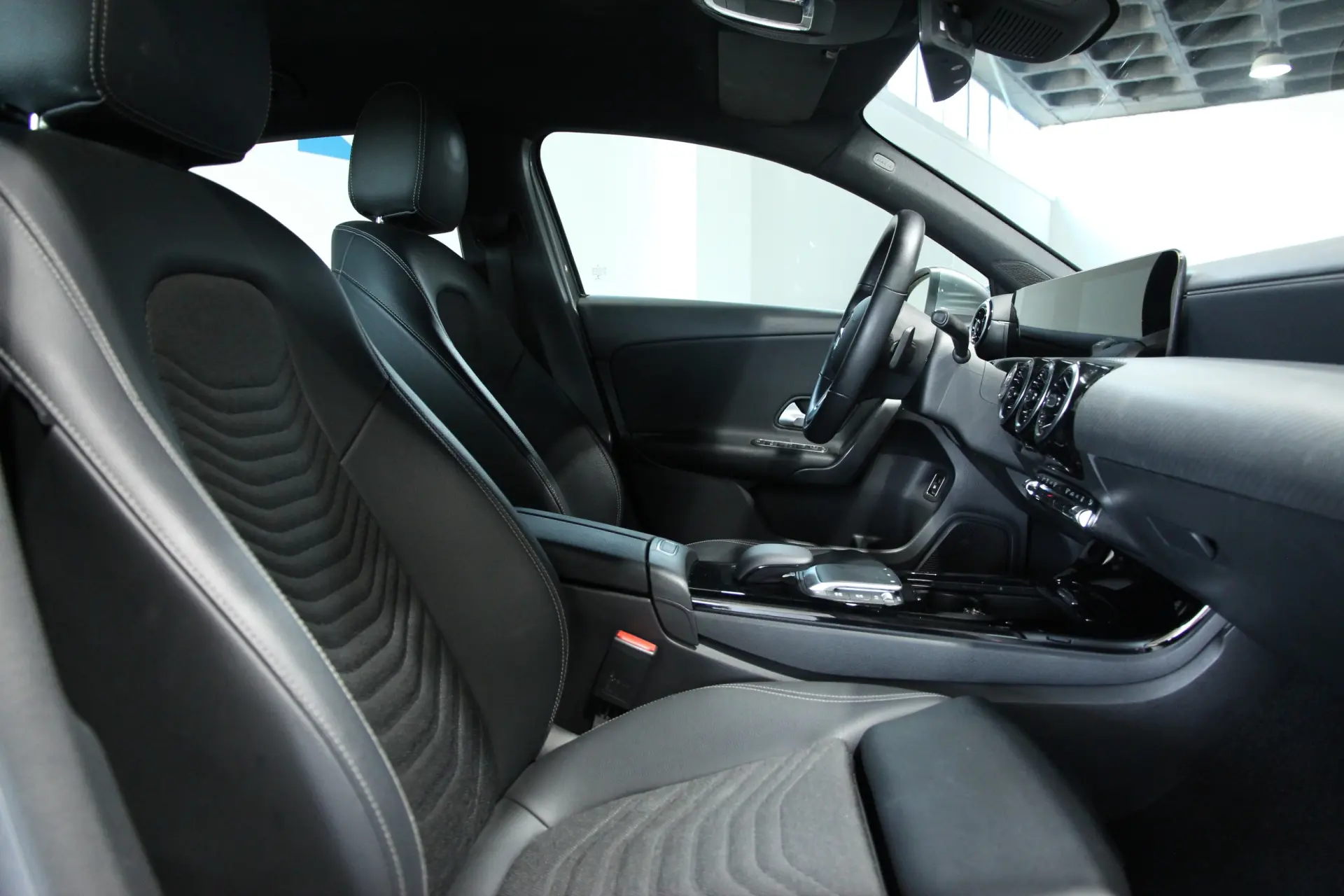 Mercedes-Benz A 250 e Style Plus 5
