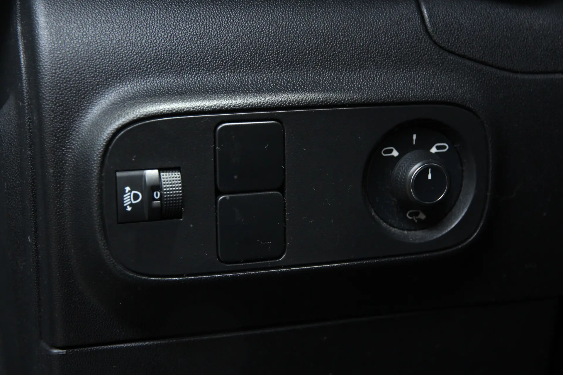 Citroen C3 1.2 PureTech C-Series 10