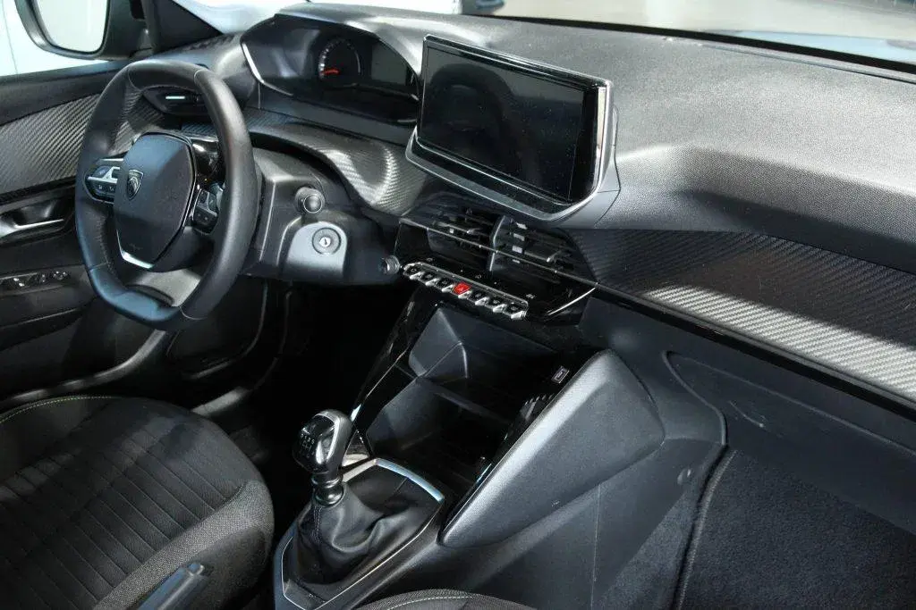 Peugeot 208 1.2 PureTech Active 16