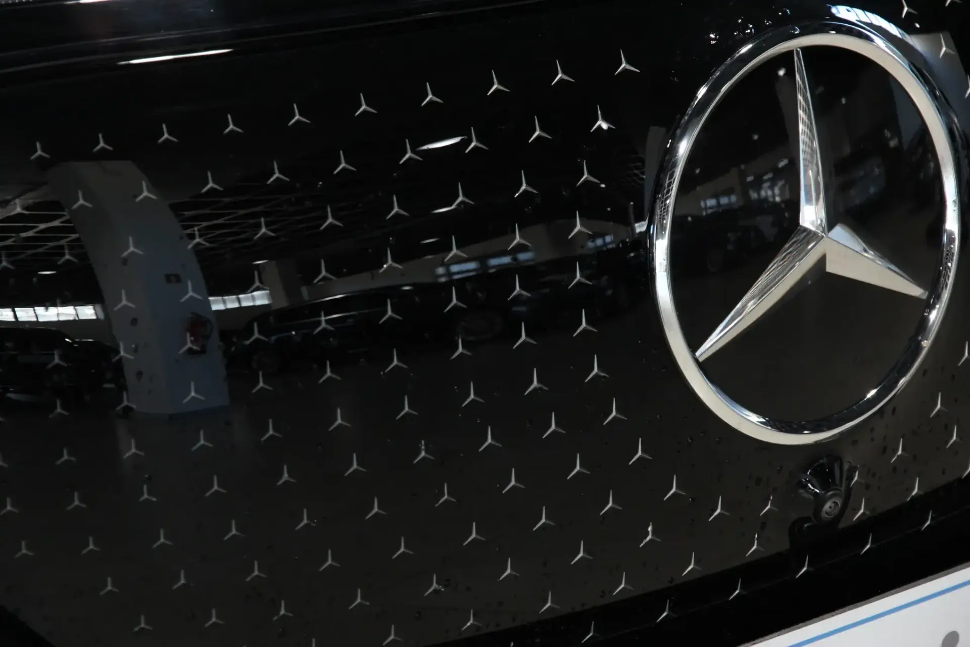 Mercedes-Benz EQE SUV 500 4Matic 3