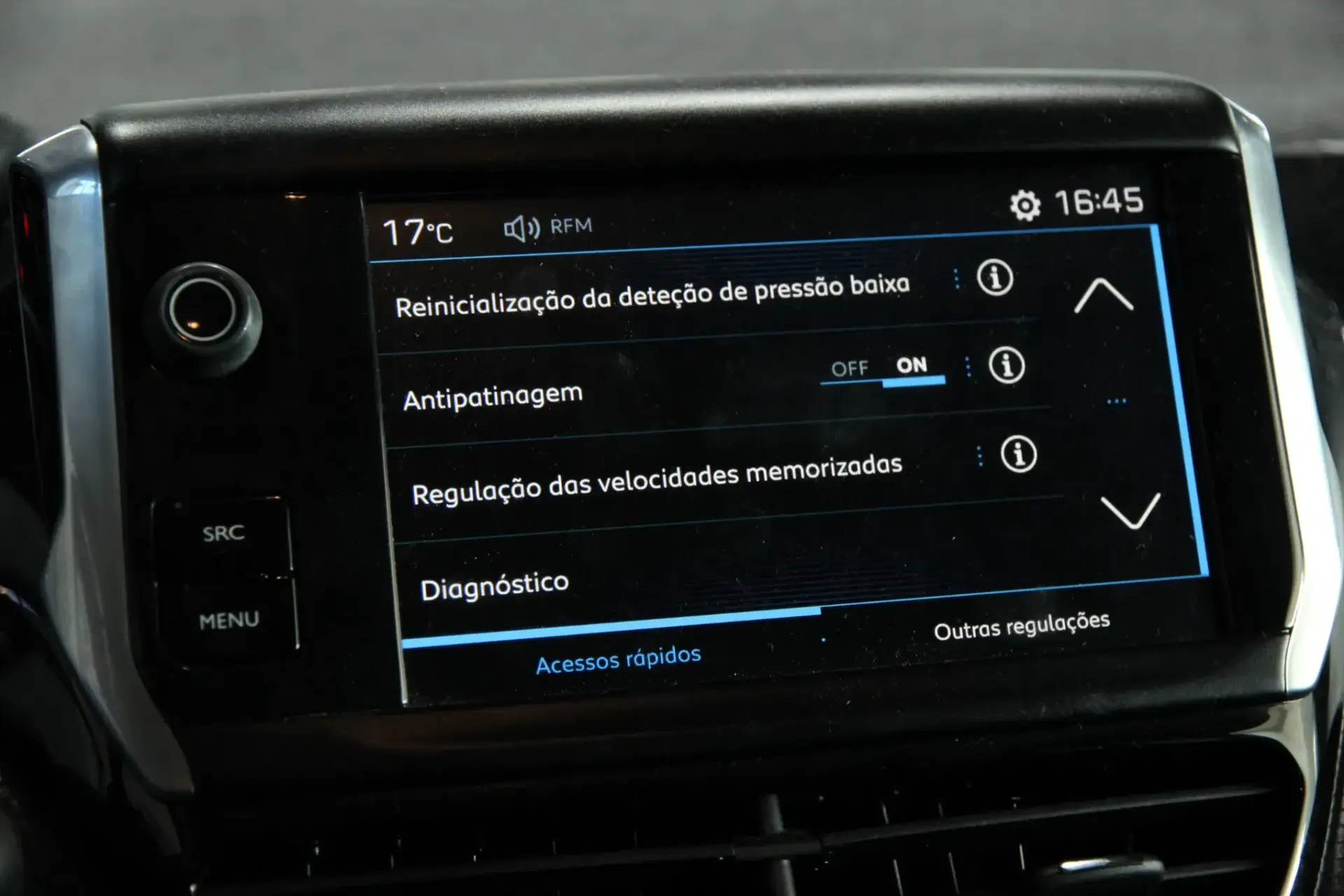 Peugeot 208 1.2 PureTech Style 8