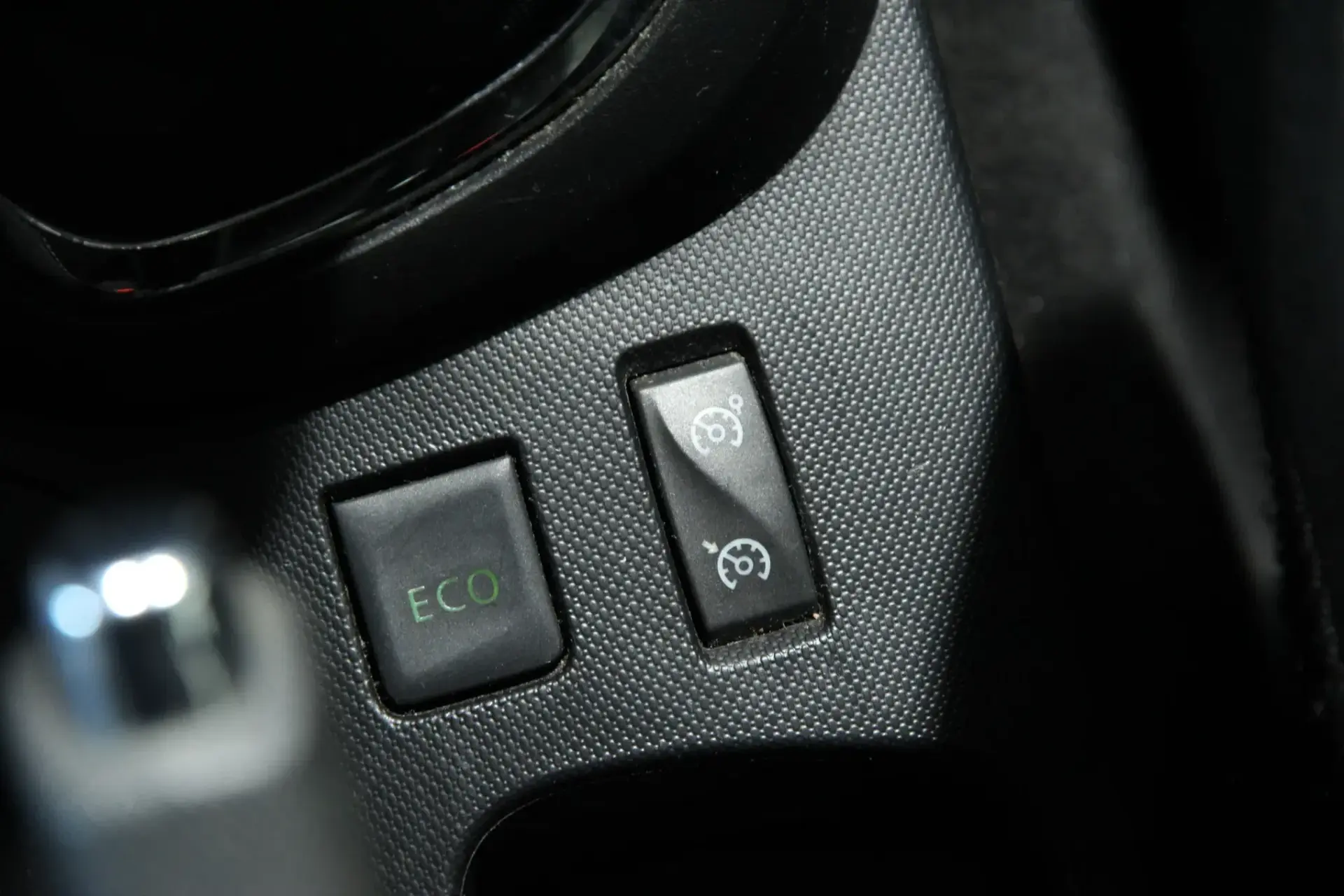 Renault Captur 0.9 TCE Exclusive 6