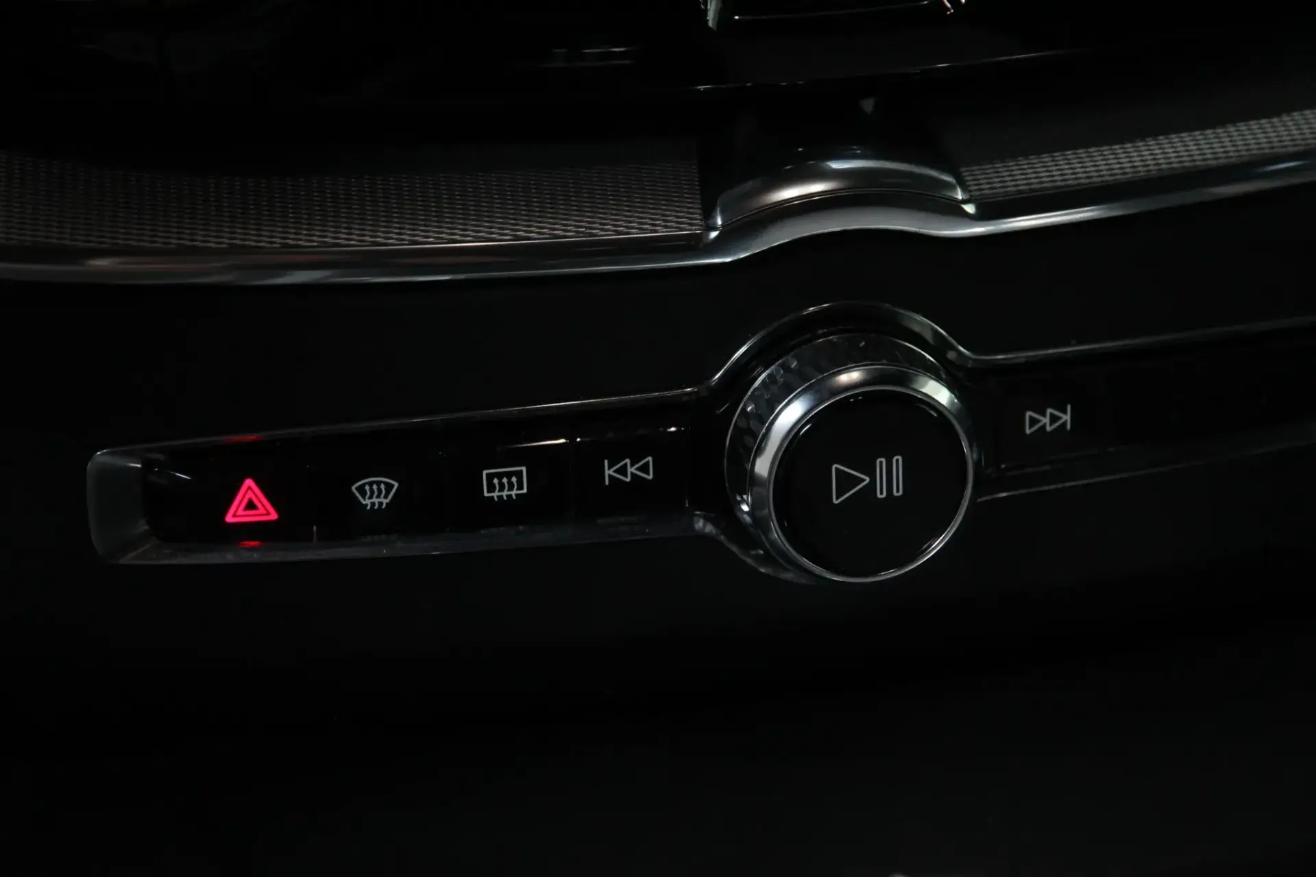 Volvo XC 60 2.0 B4 R-Design 9