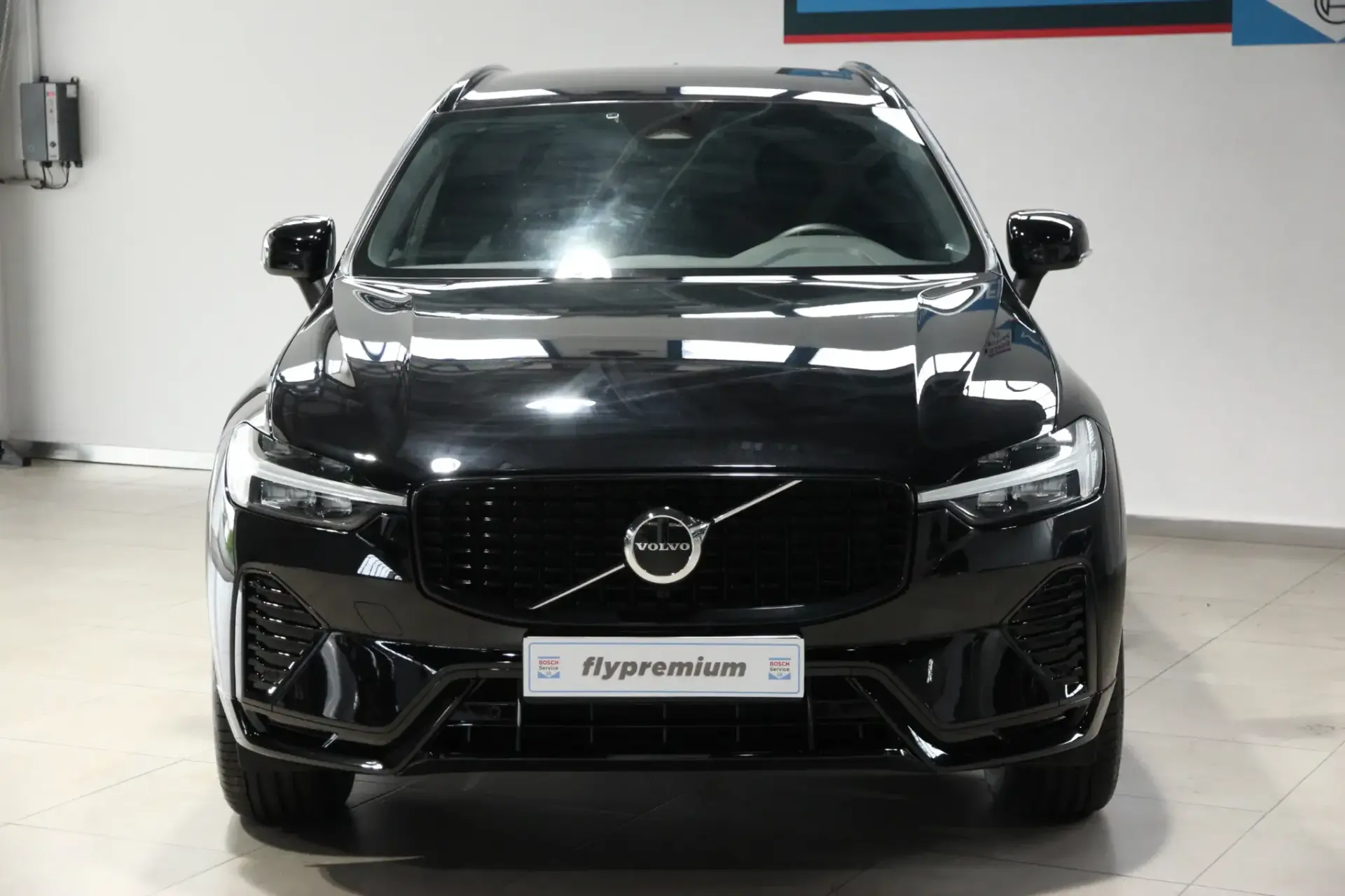 Volvo XC 60 2.0 B4 R-Design 23