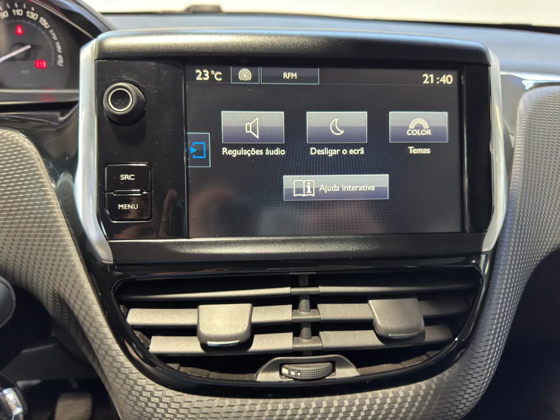 Peugeot 2008 1.2 PureTech Allure 14