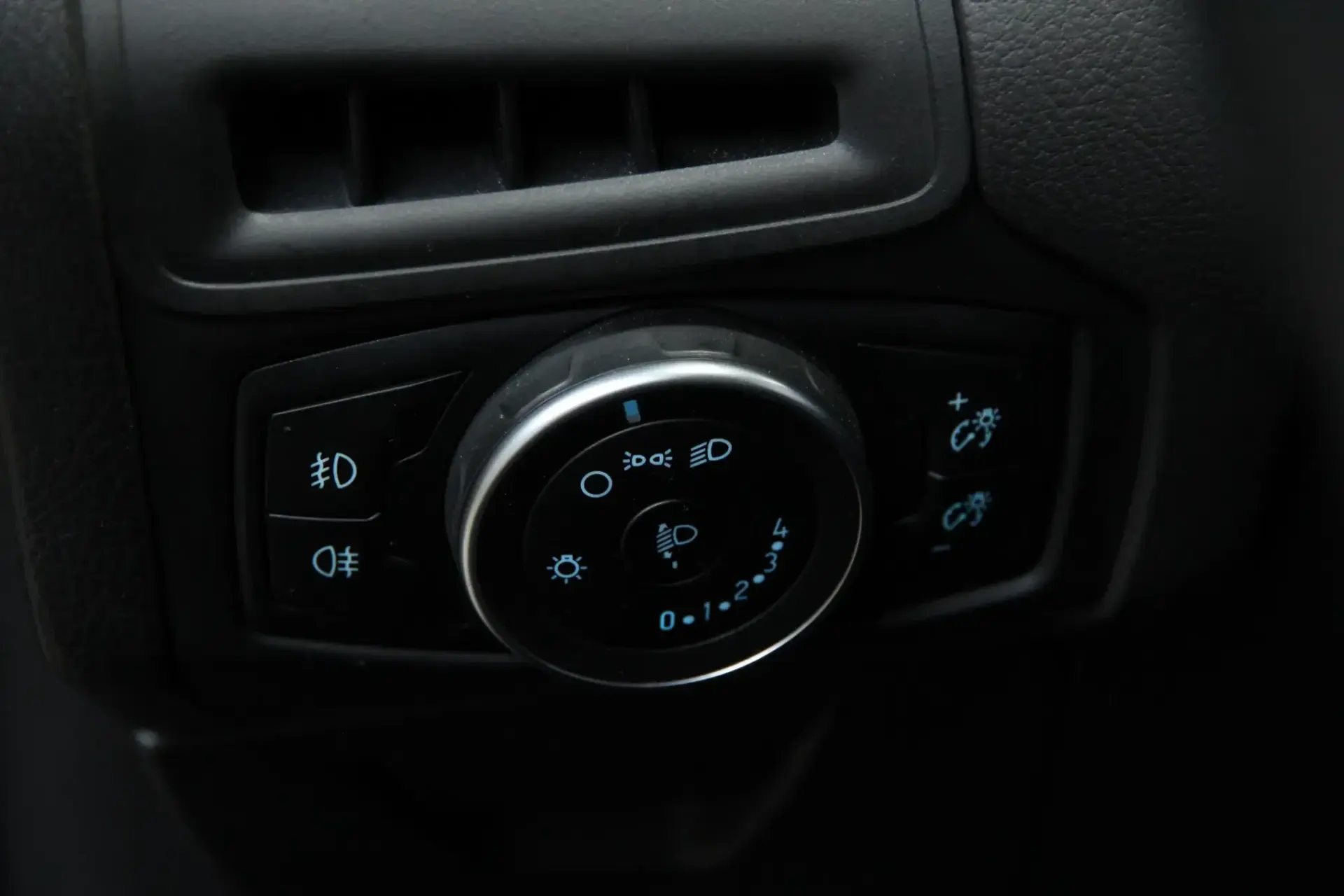 Ford Focus 1.0 EcoBoost Business 19