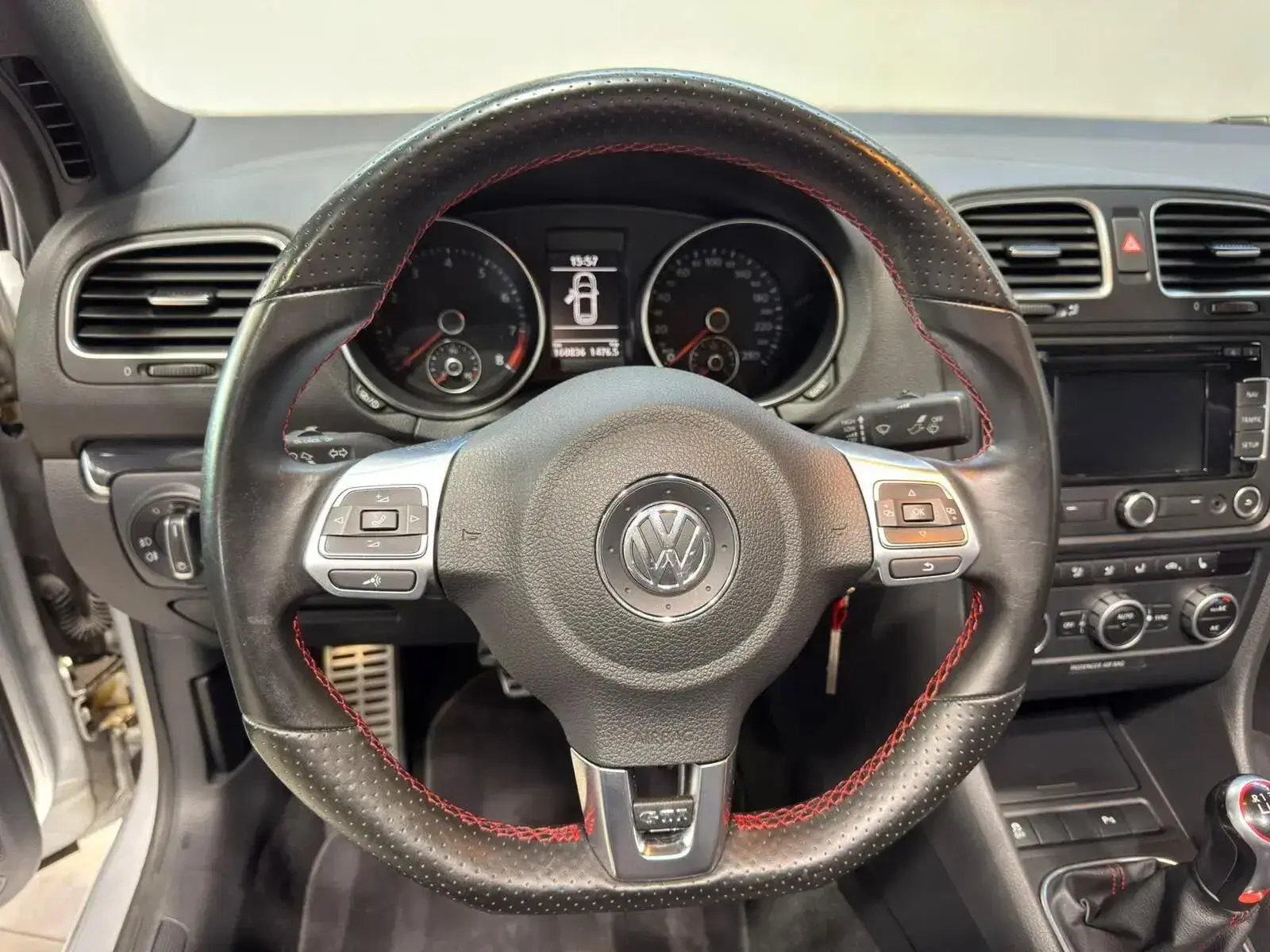 Volkswagen Golf Cabriolet GTI 28