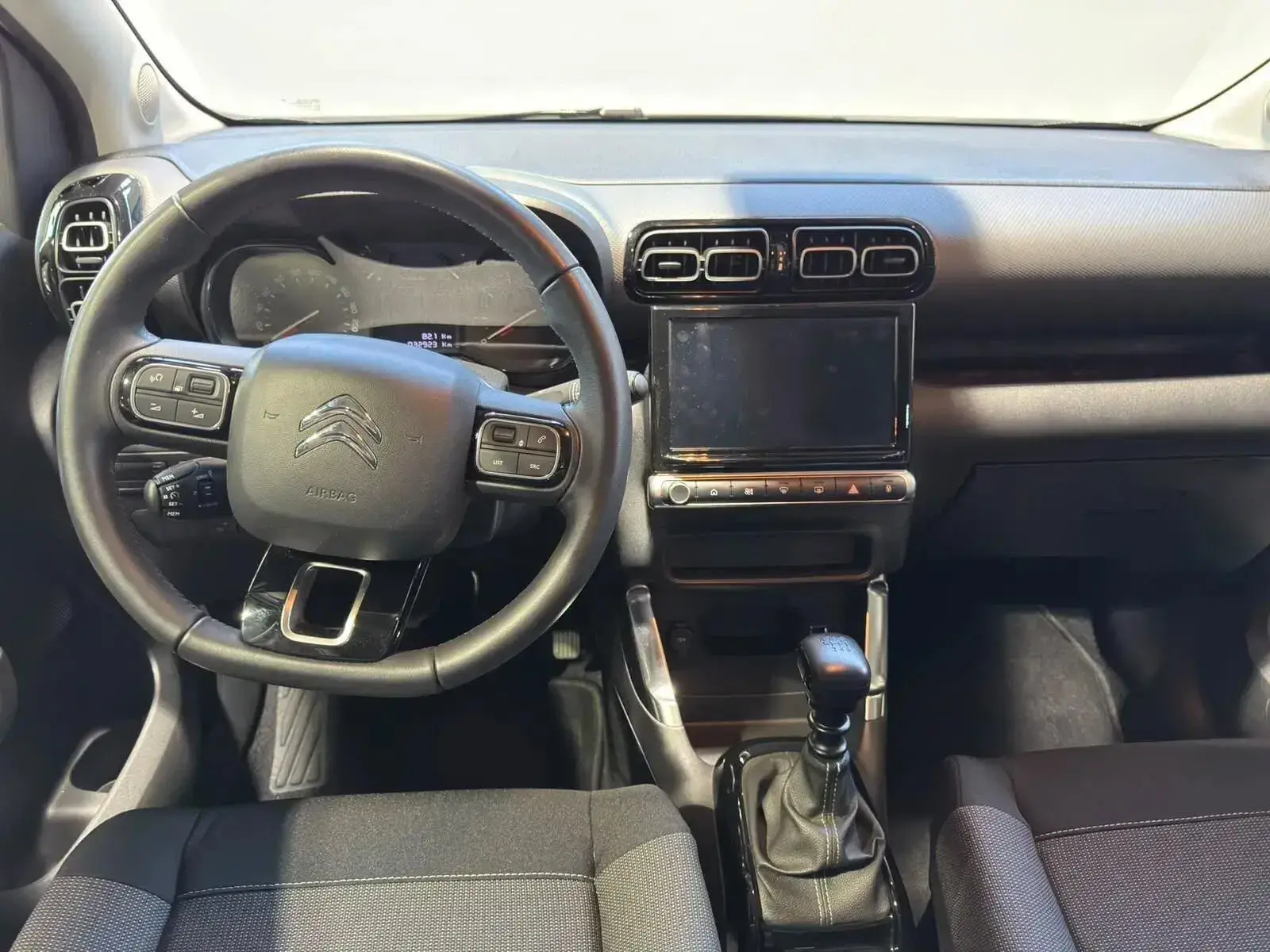 Citroen C3 Aircross 1.2 PureTech C-Series 29