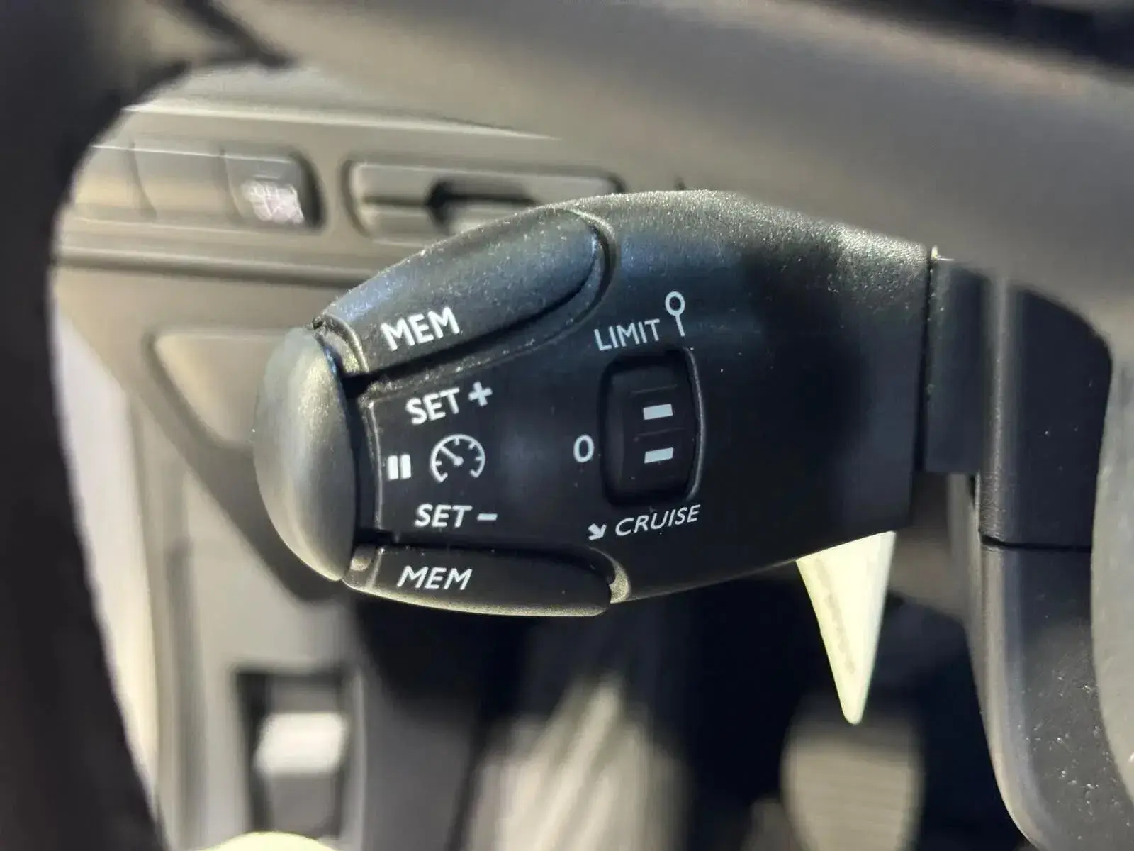 Citroen C3 Aircross 1.2 PureTech C-Series 32