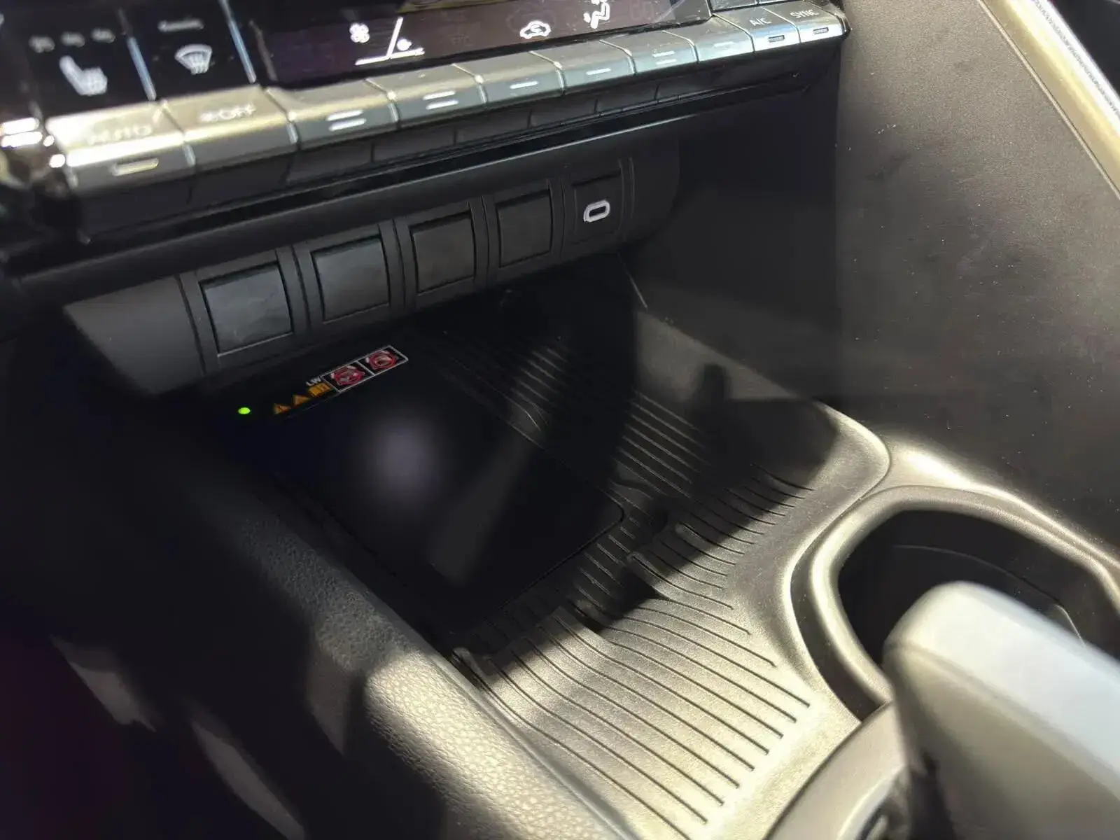 Toyota C-HR 1.8 Hybrid Square Collection 15