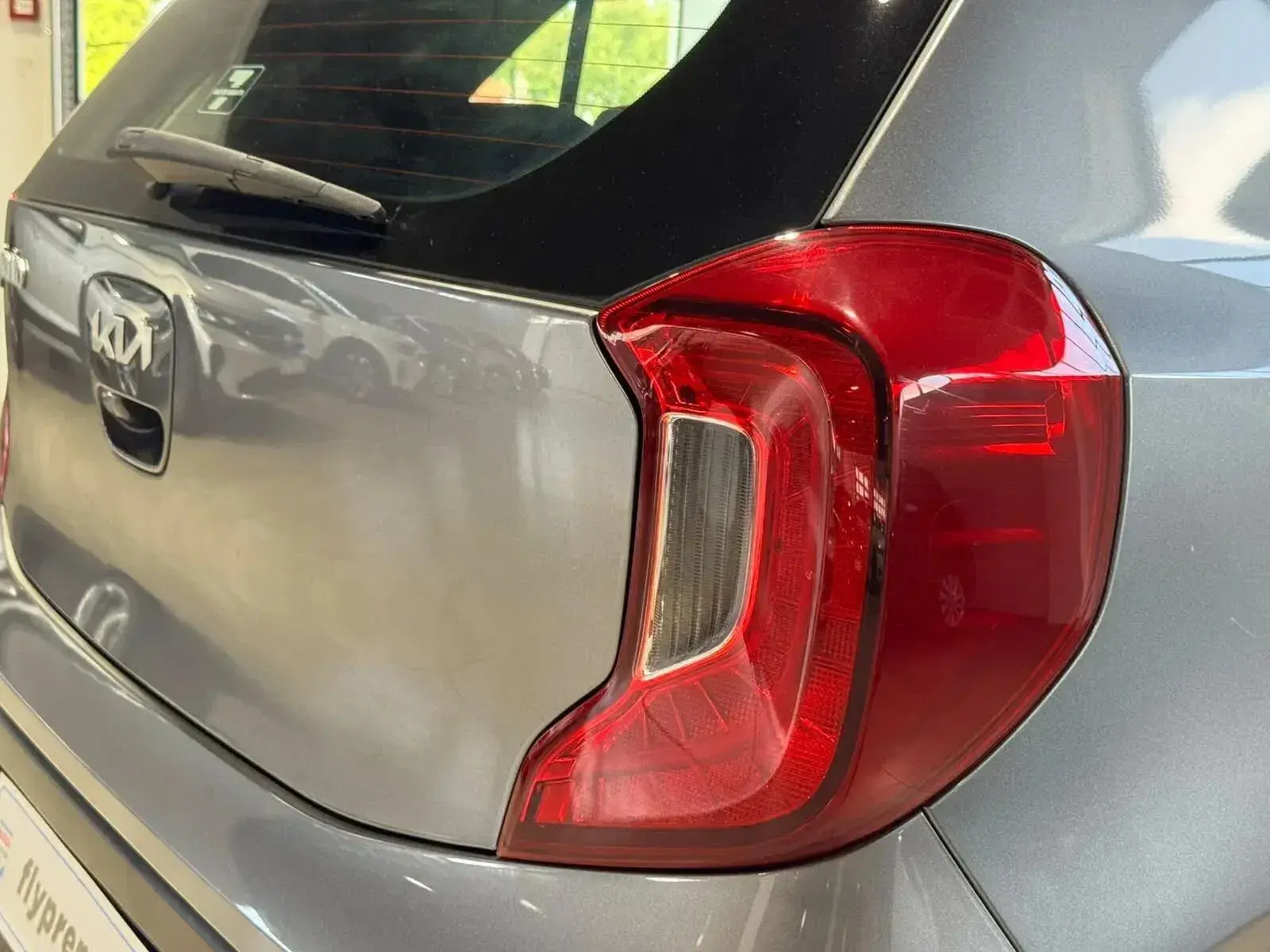 Kia Picanto 1.0 CVVT Urban 26