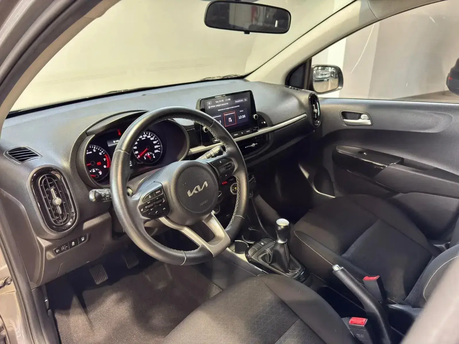 Kia Picanto 1.0 CVVT Urban 31