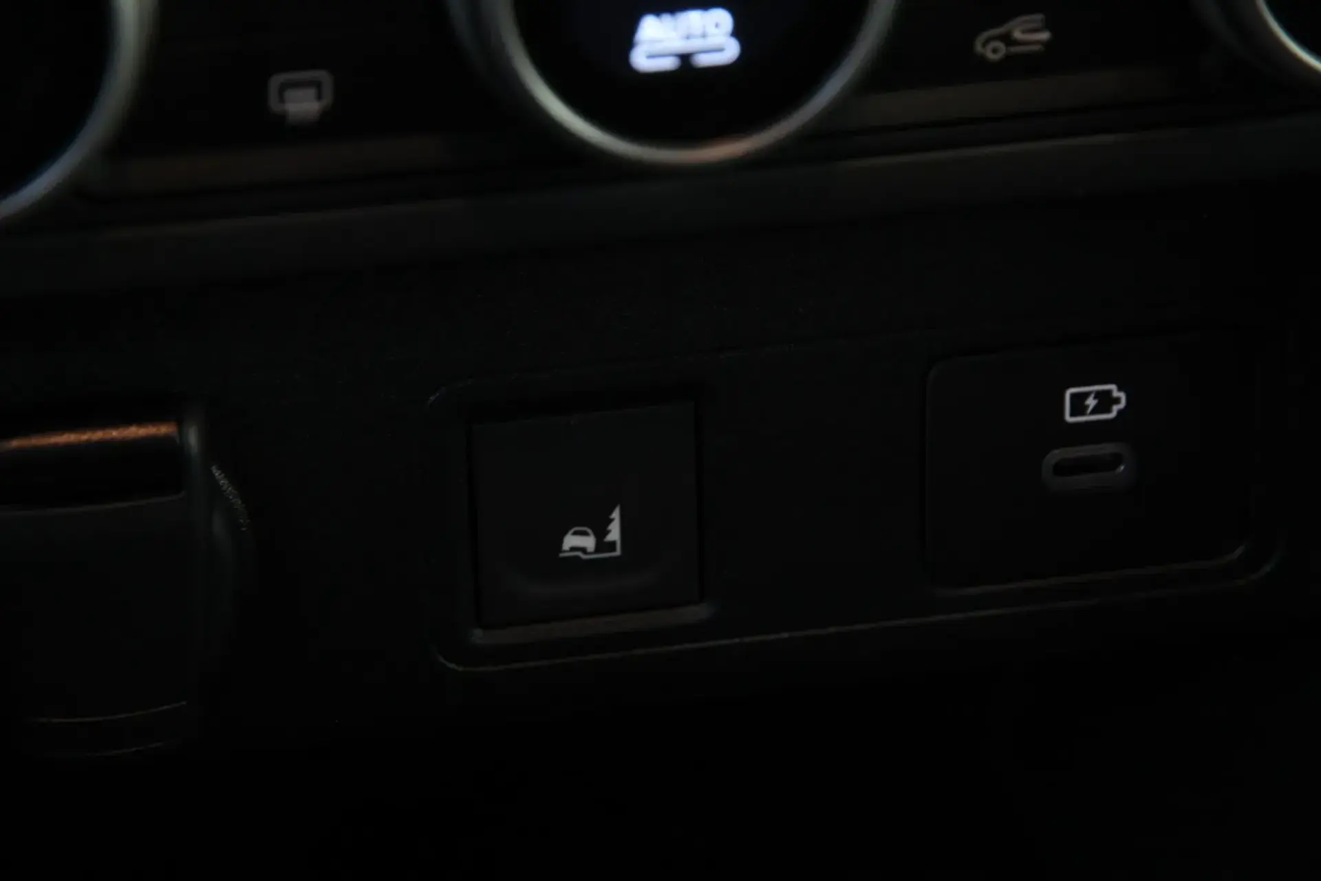 Dacia Jogger 1.0 ECO-G Extreme 7L Bi-Fuel 10