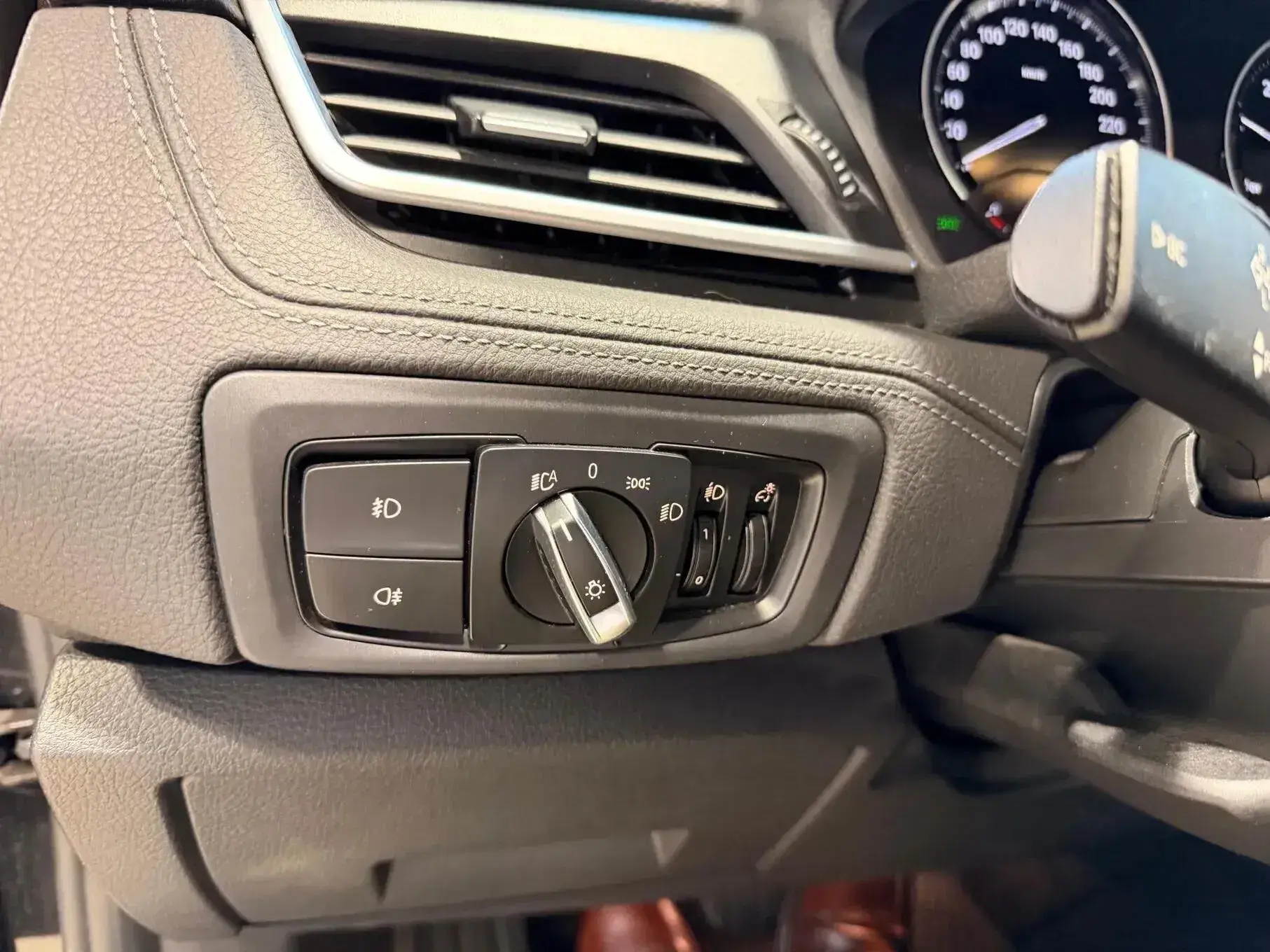 BMW 216 Active Tourer d Line Sport Auto 13