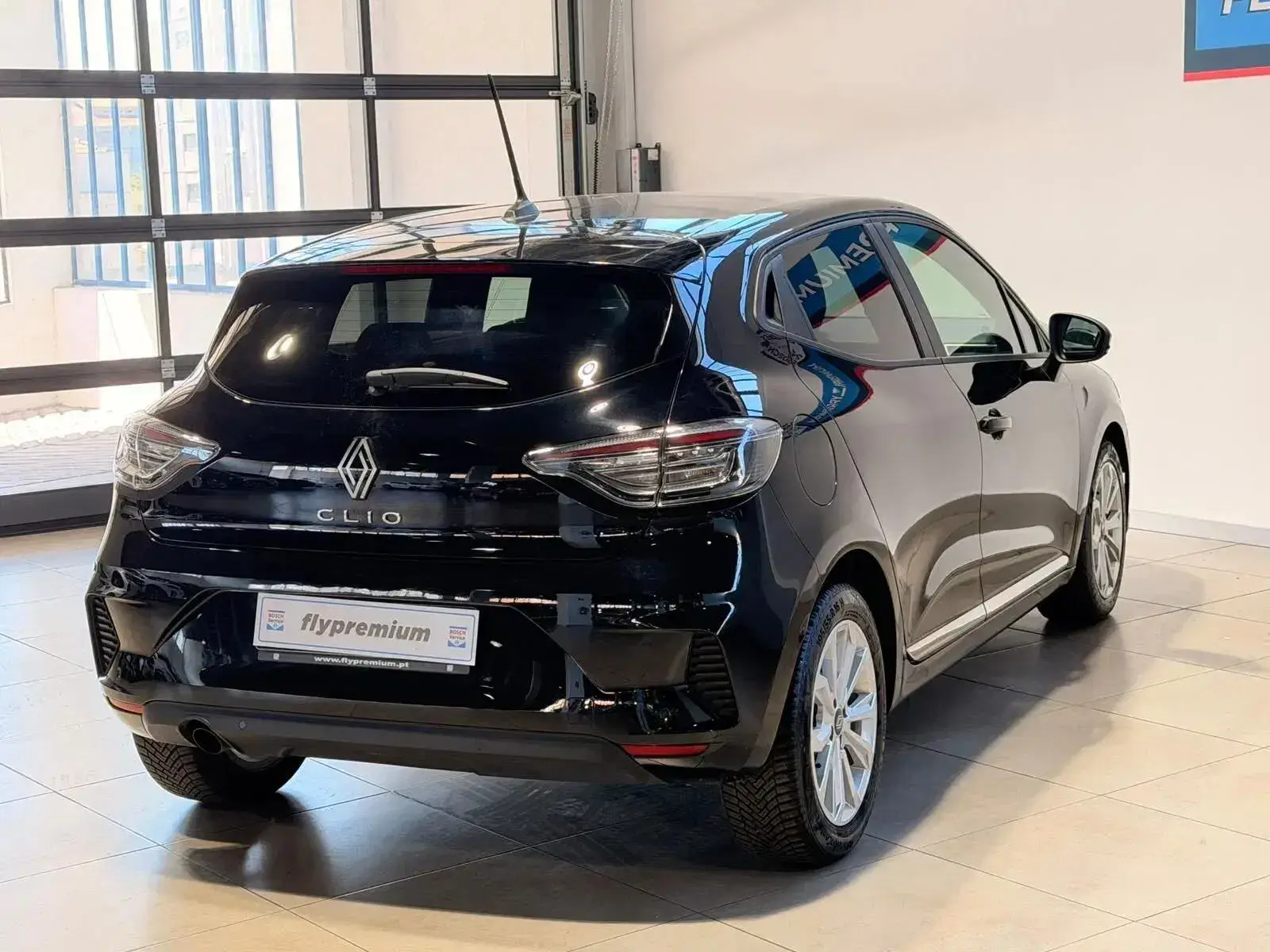 Renault Clio 1.0 TCe Evolution Bi-Fuel 9