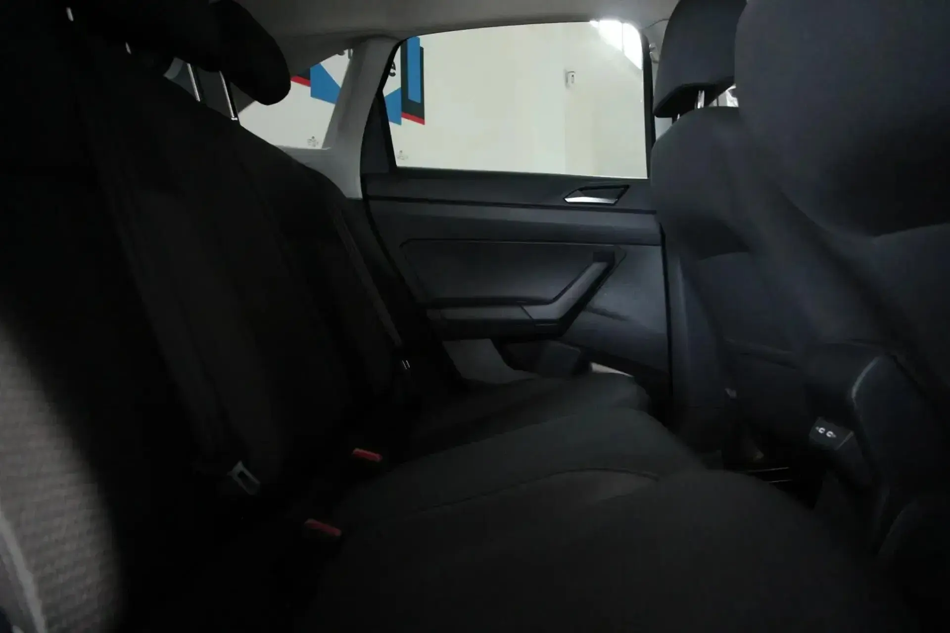 Volkswagen Taigo 1.0 TSI Urban 8