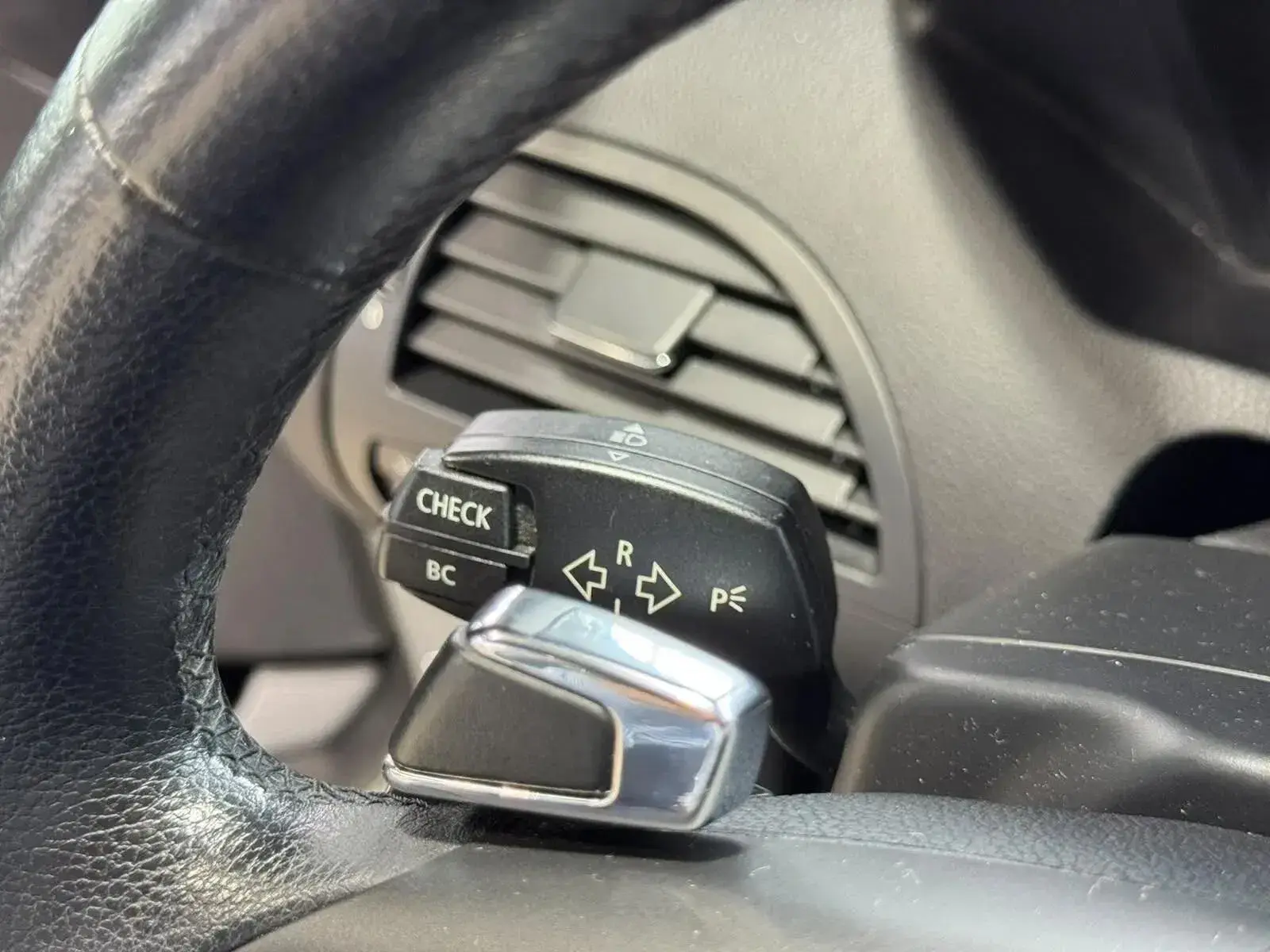 BMW 630 i Aut. 7