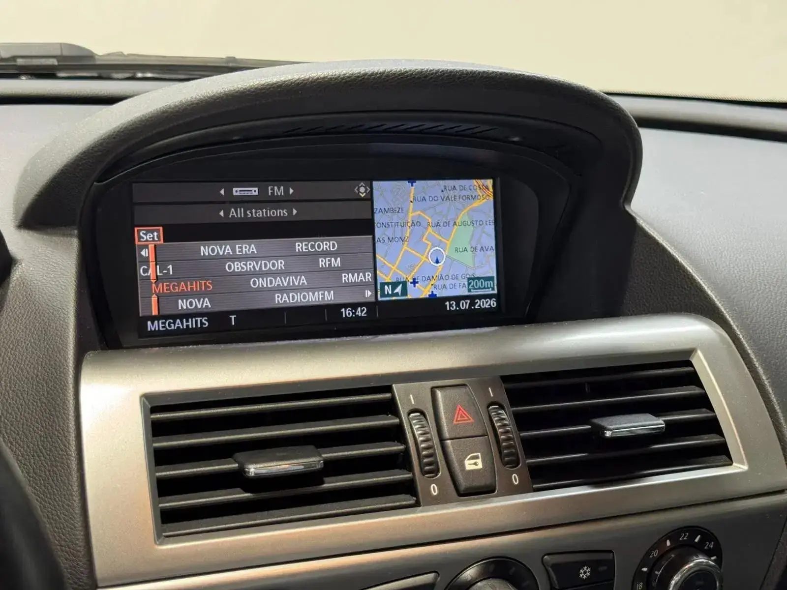 BMW 630 i Aut. 13